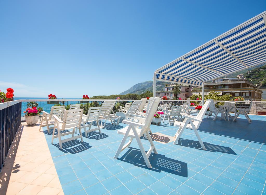 La Residenza Aparthotel Майорі Екстер'єр фото